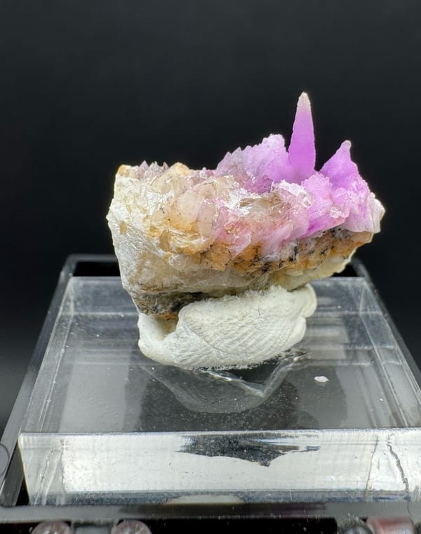 Rhodochrosite from Nujiang, Yunnan, China, individual mineral specimen view 6