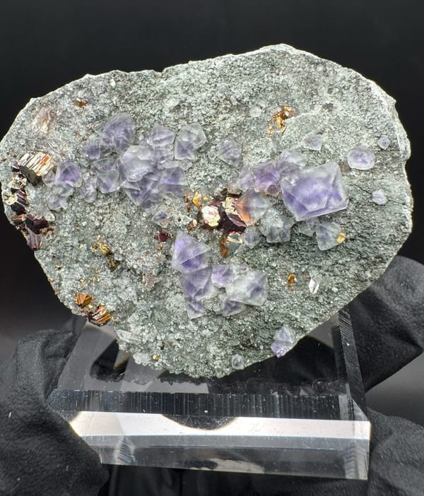 Fluorite from Fujian, China, individual mineral specimen view 1