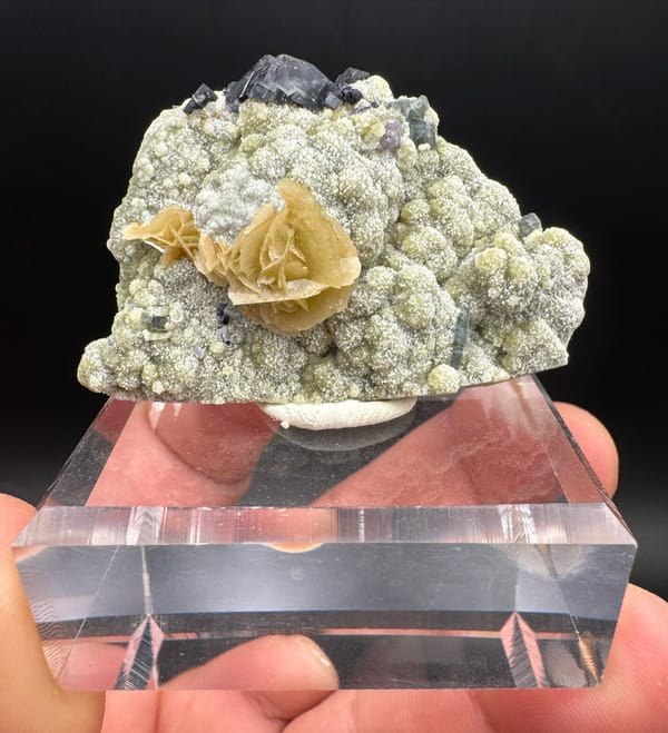 Siderite from Inner Mongolia, China, individual mineral specimen view 1