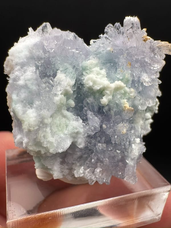 Creedite from Qinglong Co., Guizhou, China, individual mineral specimen view 4