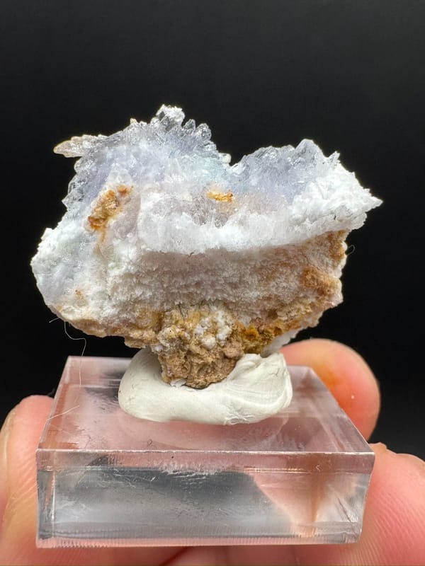 Creedite from Qinglong Co., Guizhou, China, individual mineral specimen view 6