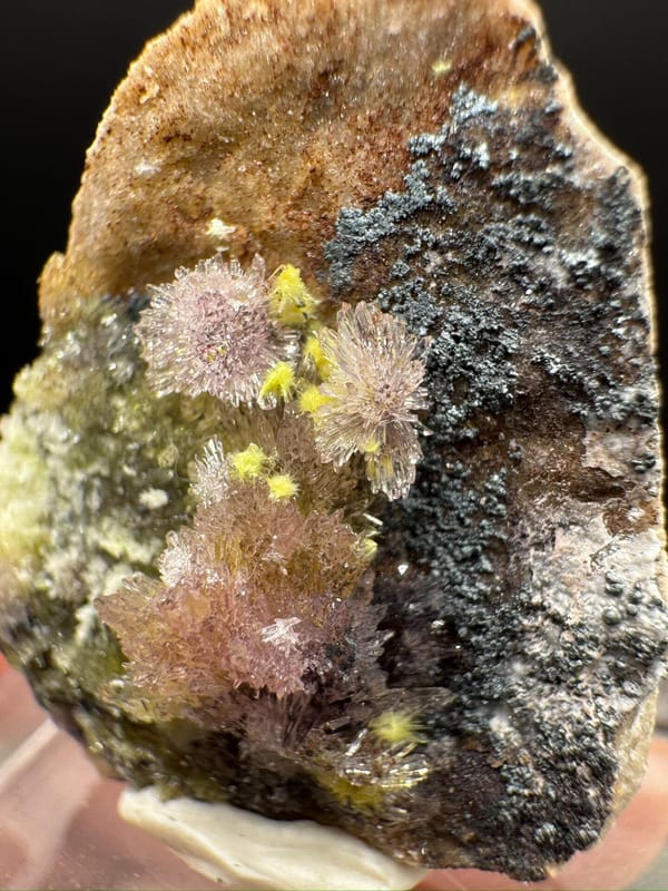 Creedite from Qinglong Co., Guizhou, China, individual mineral specimen view 6