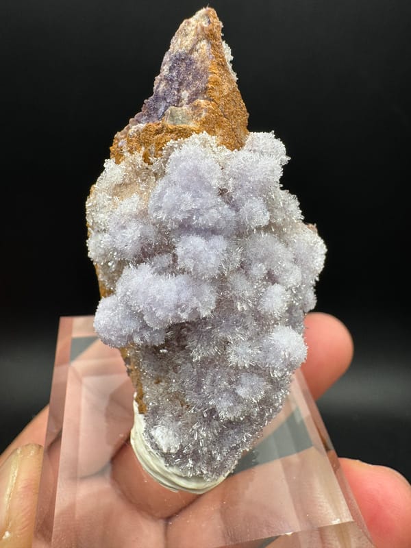 Creedite from Qinglong Co., Guizhou, China, individual mineral specimen view 4