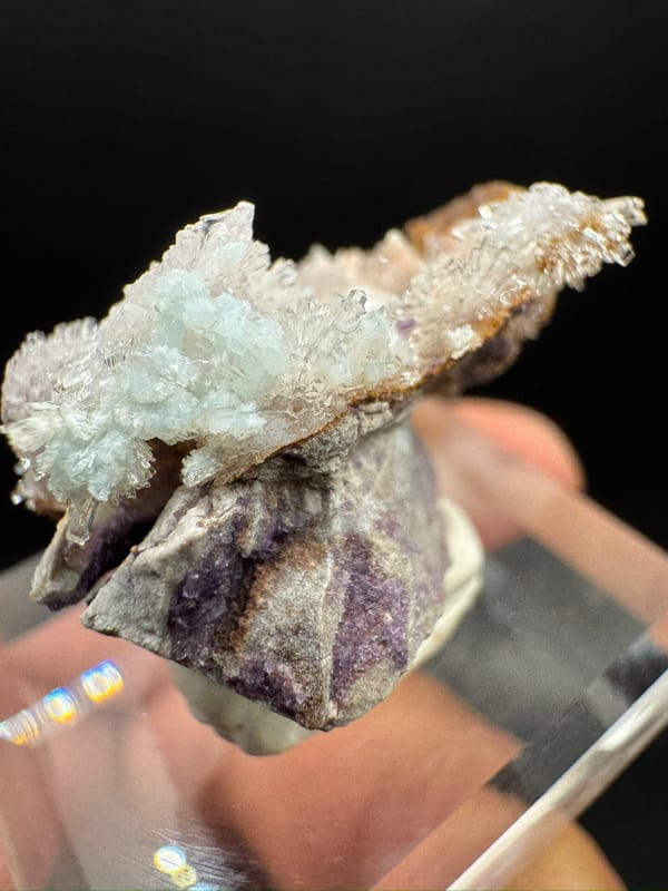 Creedite from Guizhou, China, individual mineral specimen view 3