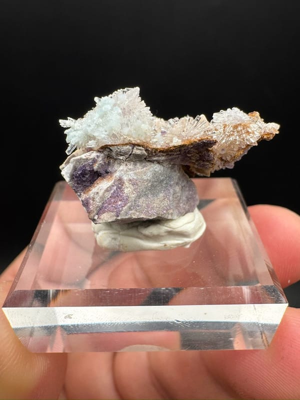 Creedite from Guizhou, China, individual mineral specimen view 6