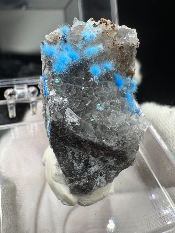 Cyanotrichite from Qinglong Co., Guizhou, China, individual mineral specimen view 2