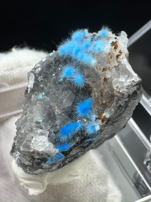 Cyanotrichite from Qinglong Co., Guizhou, China, individual mineral specimen view 6