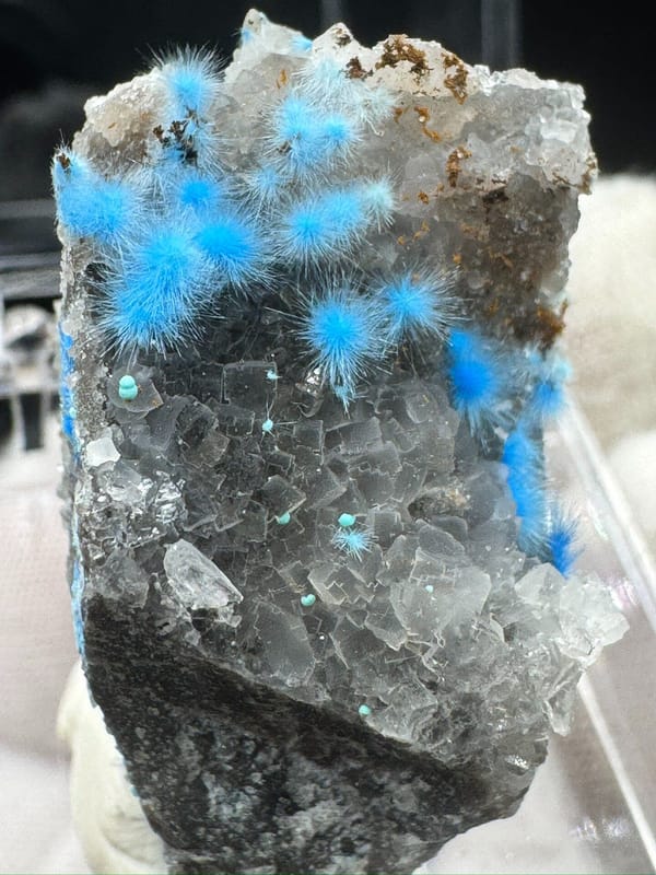 Cyanotrichite from Qinglong Co., Guizhou, China, individual mineral specimen view 7