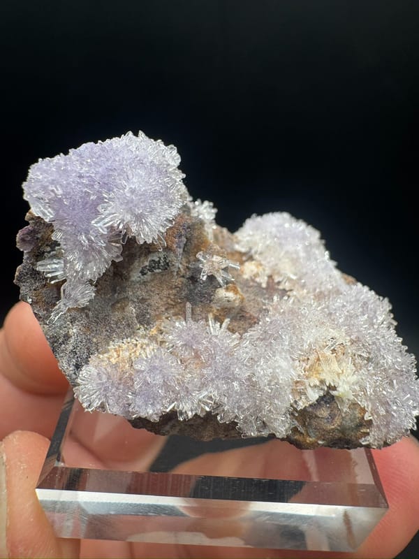 Creedite from Guizhou, China, individual mineral specimen view 1