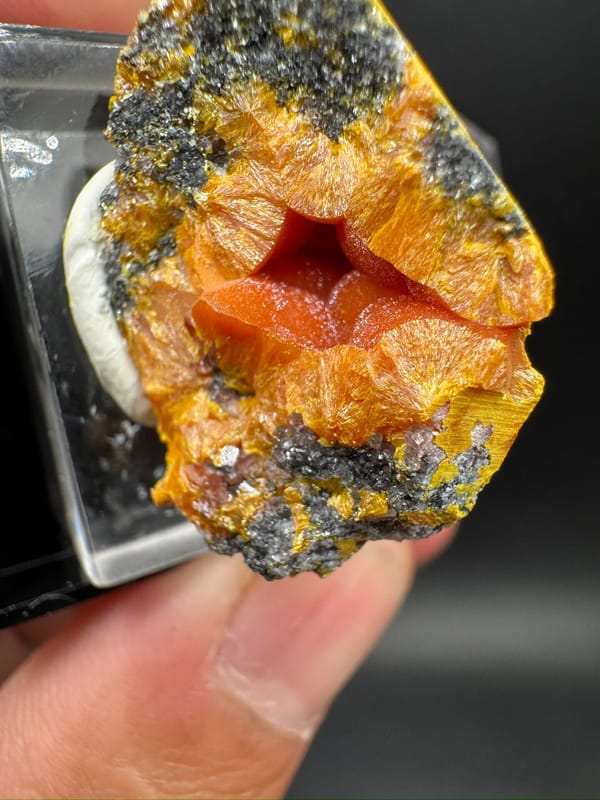 Orpiment from Shimen, Hunan, China, individual mineral specimen view 7
