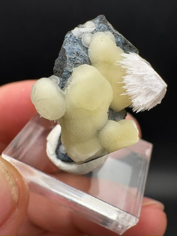 Calcite from Taizhou, Zhejiang, China, individual mineral specimen view 7