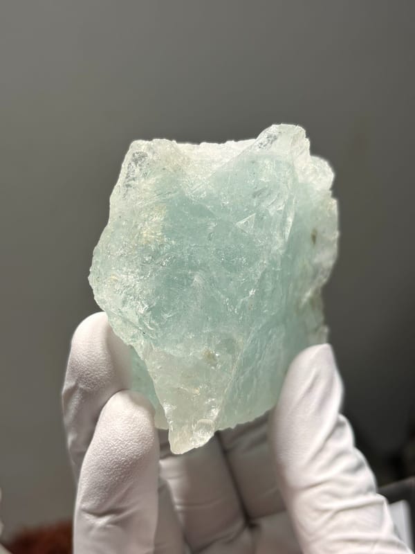 Etched aquamarine plate from Xuebaoding, Sichuan, China, second angle