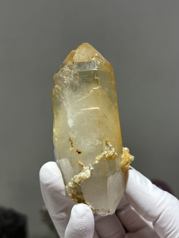 Golden quartz prism with mica base from Xuebaoding, Sichuan, China, reverse side