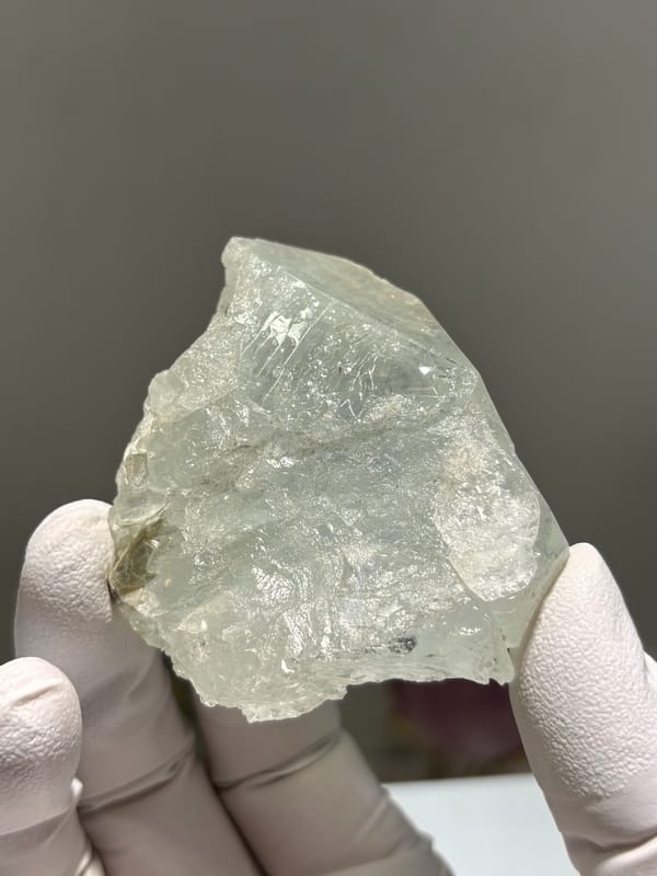 Frosted pale aquamarine tablet from Xuebaoding, Sichuan, China, close-up of the crystal faces
