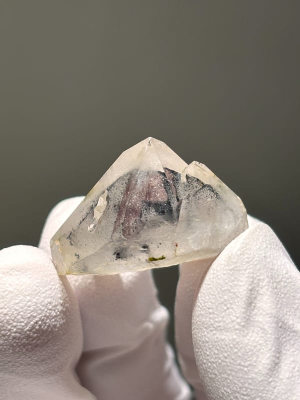Tiny garden quartz with green epidote specks from Sichuan, China, reverse side