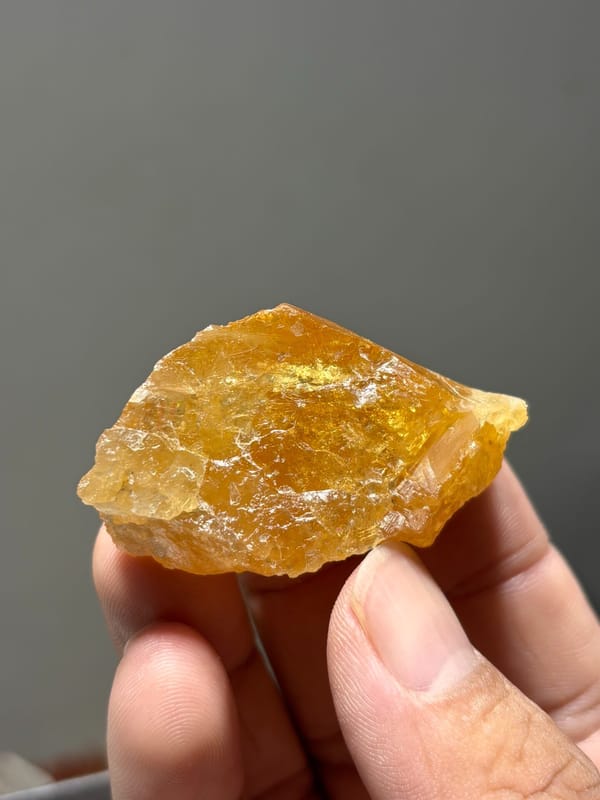 Golden-orange scheelite from Xuebaoding, Sichuan, China, second angle