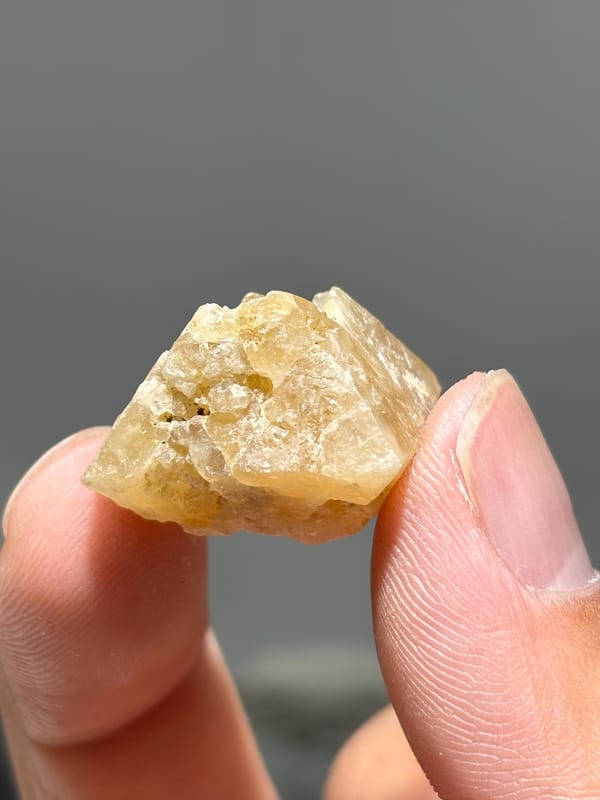 Honey scheelite with frosted top from Xuebaoding, Sichuan, China, second angle