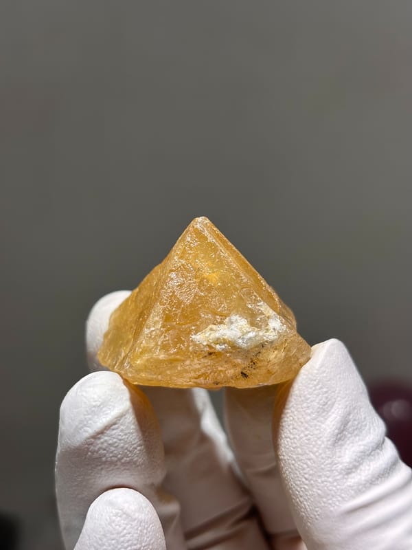 Honey-orange scheelite crystal from Xuebaoding, Sichuan, China, second angle