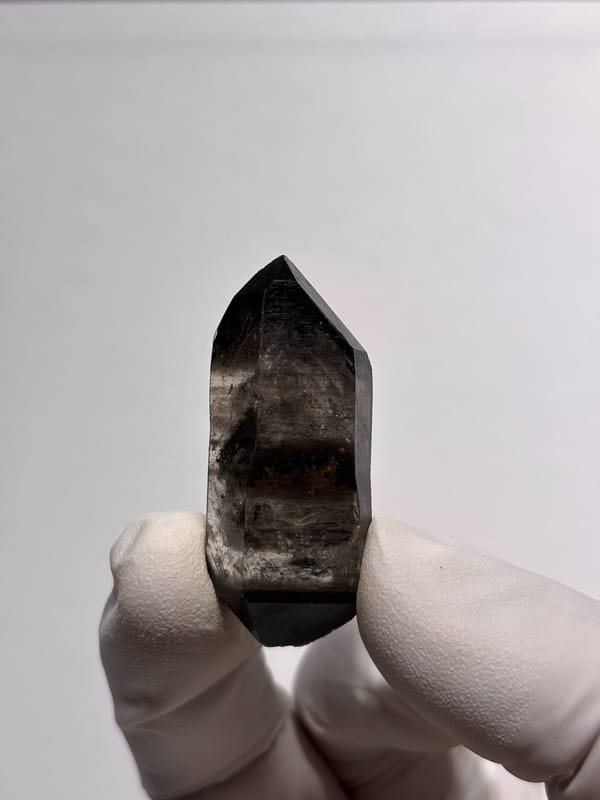 Black-capped double-terminated quartz from Guizhou, China, second angle