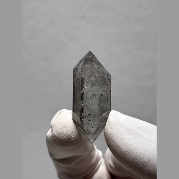 Drifting-Sand Double-Terminated Quartz from Yunnan, China — complete view