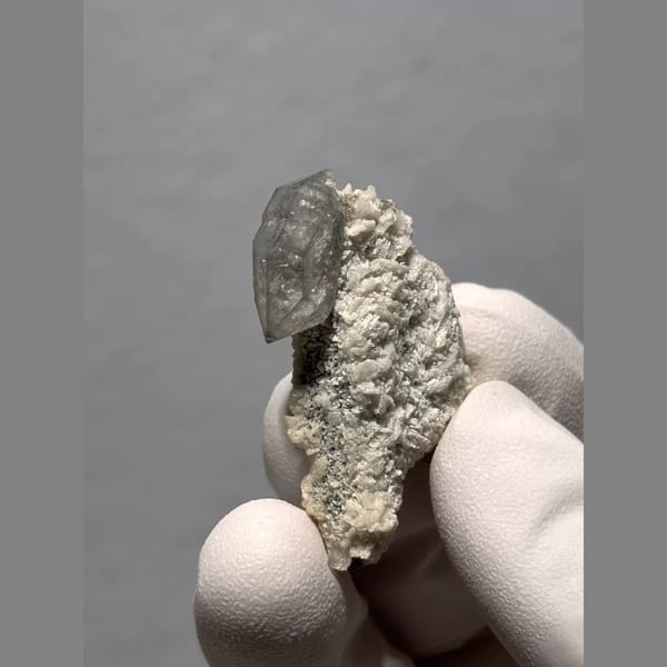 Sketch-Inclusion Quartz on Dolomite from Yunnan, China — alternate view