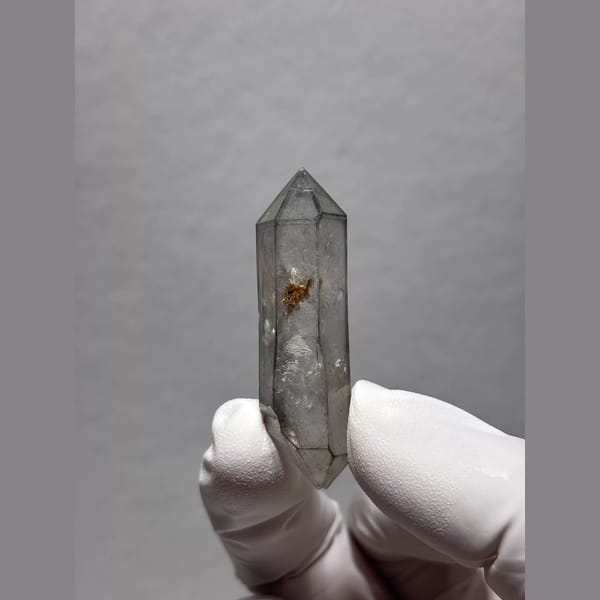 Sketch-Inclusion Double-Terminated Quartz from Yunnan, China — complete view