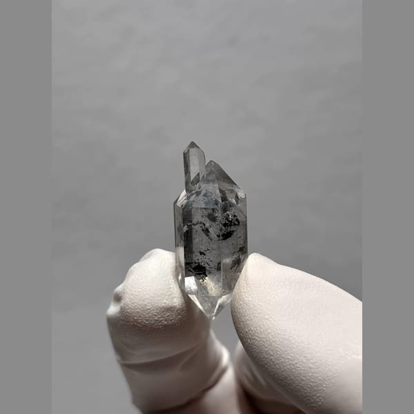Sketch-Inclusion Double-Terminated Quartz from Yunnan, China — alternate view