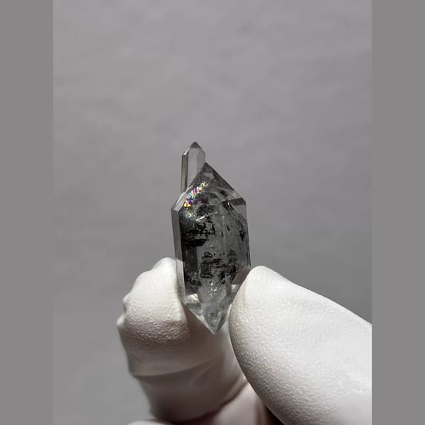 Sketch-Inclusion Double-Terminated Quartz from Yunnan, China — alternate view