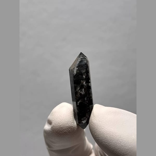 Black-Core Double-Terminated Quartz from Yunnan, China — alternate view