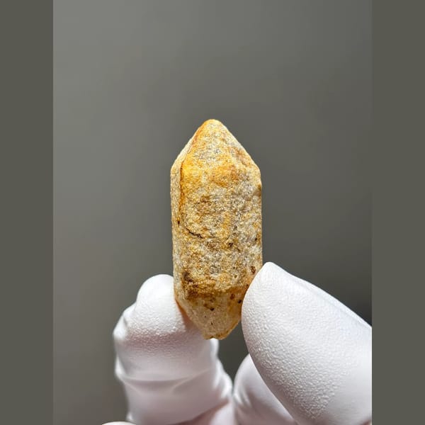 Sugar-Skin Quartz with Iron Coating from Yunnan, China — alternate view