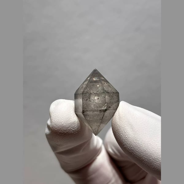 Sketch-Inclusion Double-Terminated Quartz from Yunnan, China — alternate view