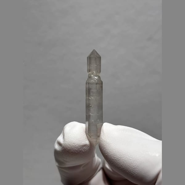 Sketch-Inclusion Double-Terminated Quartz from Yunnan, China — alternate view