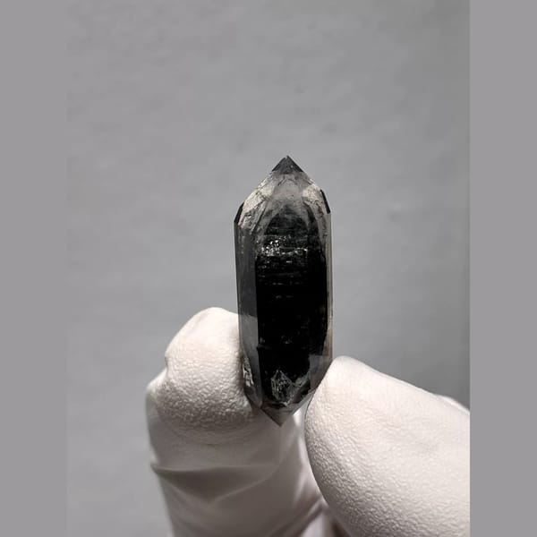 Black-Core Double-Terminated Quartz from Yunnan, China — alternate view