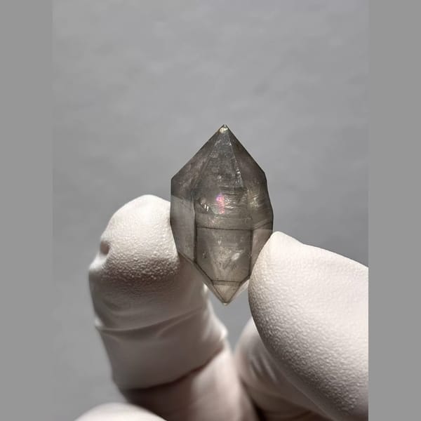 Sketch-Inclusion Double-Terminated Quartz from Yunnan, China — alternate view