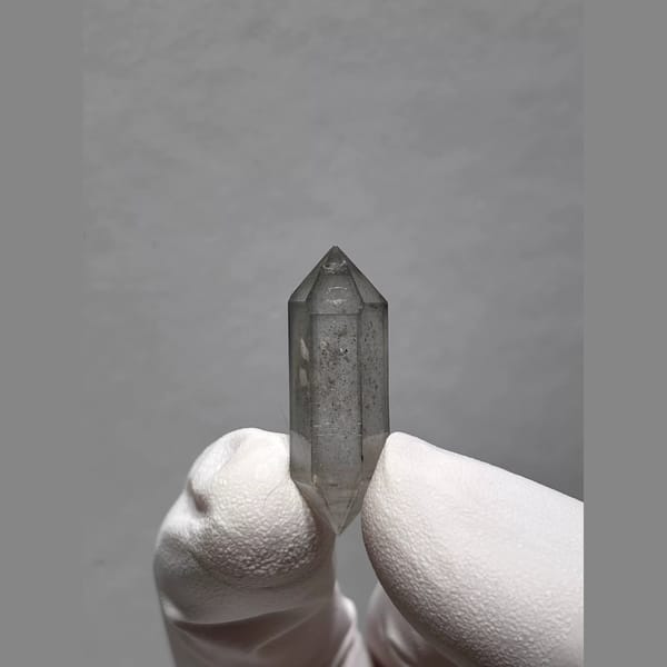 Sketch-Inclusion Double-Terminated Quartz from Yunnan, China — complete view