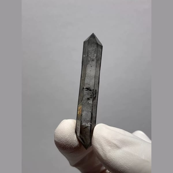 Sketch-Inclusion Double-Terminated Quartz from Yunnan, China — alternate view