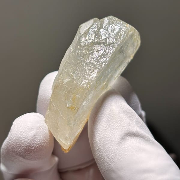 Crystal of blue aquamarine from Xuebaoding, one-of-a-kind specimen, photo 3 of 7