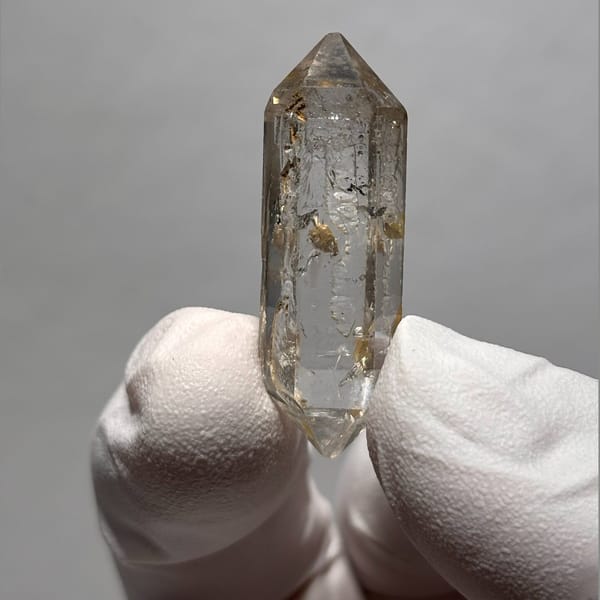One-of-a-kind quartz crystal specimen from Yunnan, China, photo 4 of 7
