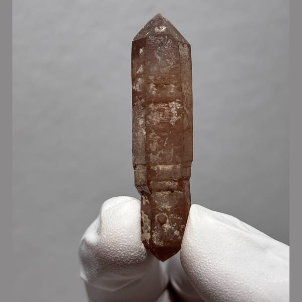 Quartz crystal from Inner Mongolia, 5.5 cm across, raw mineral specimen, photo 2 of 7