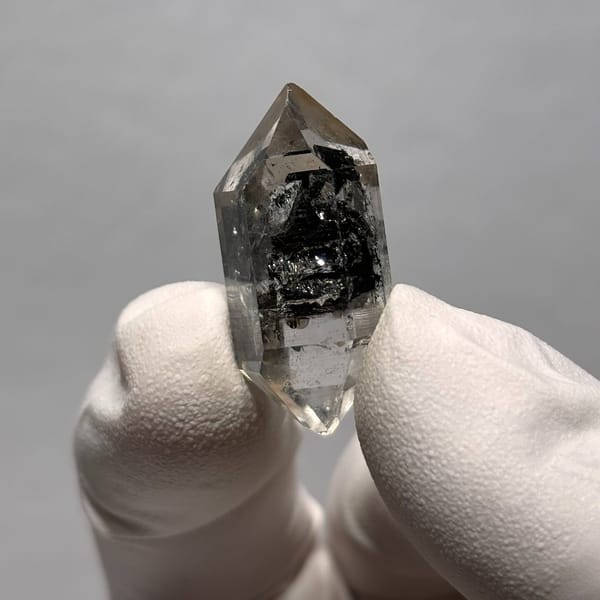 One-of-a-kind quartz crystal specimen from Yunnan, China, photo 4 of 7
