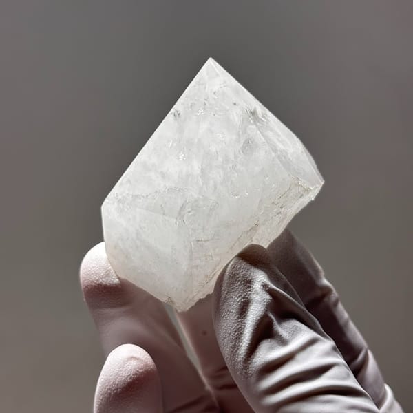 Quartz specimen from Xuebaoding, 4.9 × 4.6 × 4.2 cm, photo 6 of 7