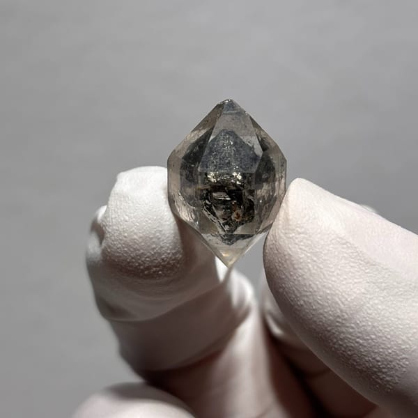 Double-terminated crystal of quartz from Guizhou, one-of-a-kind specimen, photo 3 of 7