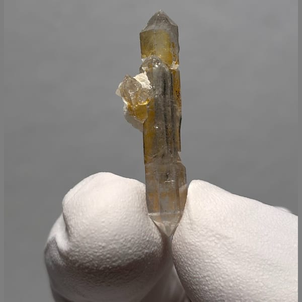 Double-terminated crystal of quartz with dolomite from Yunnan, one-of-a-kind specimen, photo 3 of 6