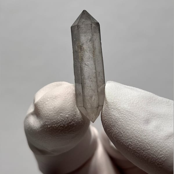 Quartz specimen from Yunnan, 0.7 × 0.7 × 3 cm, photo 6 of 6