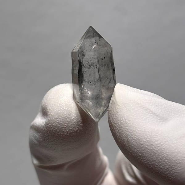 Quartz crystal from Yunnan, China, natural mineral specimen, photo 1 of 6