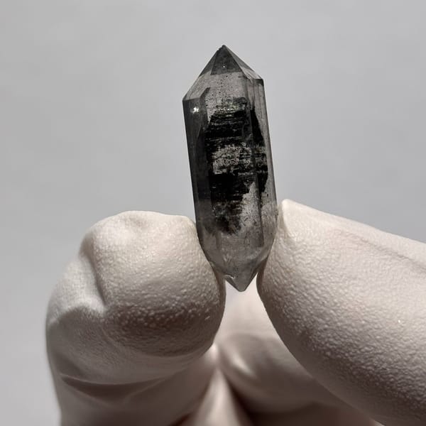 Quartz specimen from Yunnan, 1.4 × 1.3 × 2.8 cm, photo 6 of 6