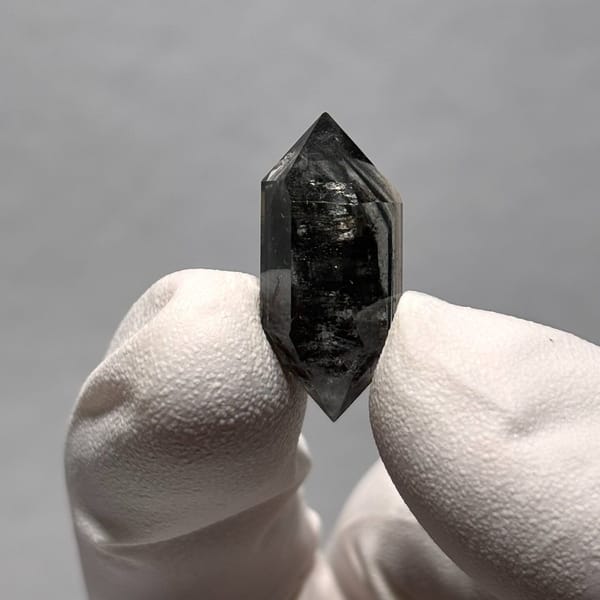 One-of-a-kind quartz crystal specimen from Yunnan, China, photo 4 of 6