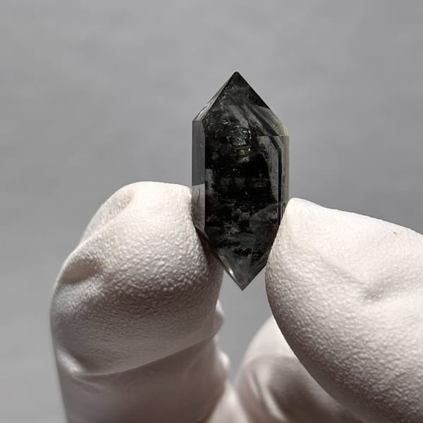 Quartz crystal from Yunnan, natural mineral for display, photo 5 of 6