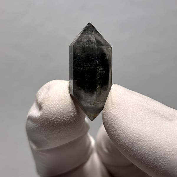 One-of-a-kind quartz crystal specimen from Yunnan, China, photo 4 of 6