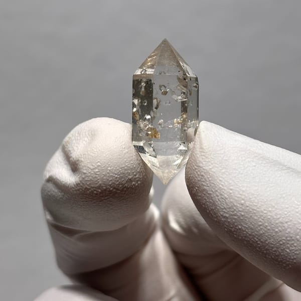 Quartz double-terminated crystal from Yunnan, China, natural mineral specimen, photo 1 of 6